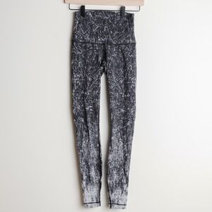 Lululemon Wunder Under‎ Nulux Leggings 4 Hi Rise Alpine Black White Print 28"